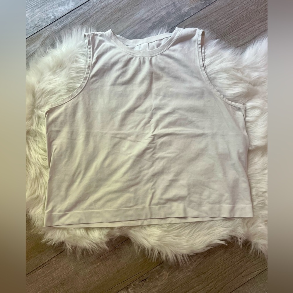 AVOCADO | Super Soft Cropped White Cream Muscle Style Tank Top (L)